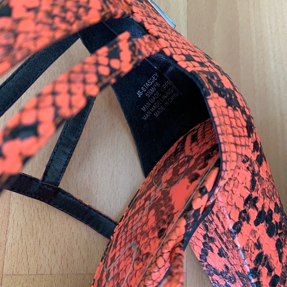 Jessica Simpson Snake Skin Strappy Heels - Picture 5 of 5